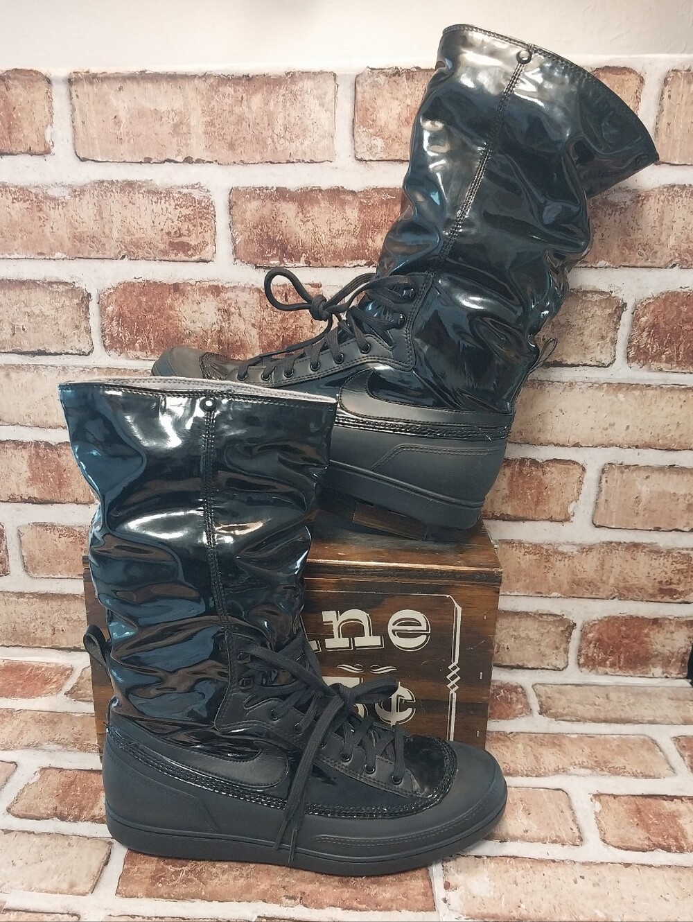 Pre-owned 2012 Nike Storm Warrior High
